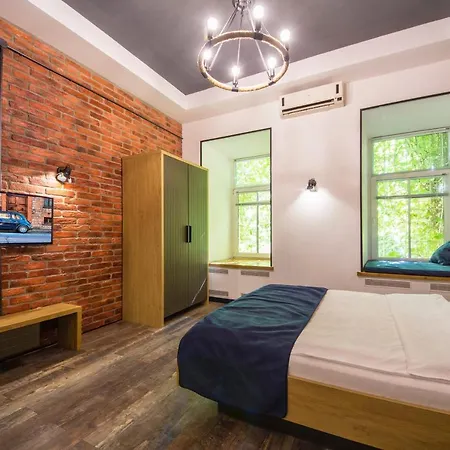 Self Check-In Apartments Near Landscape Alley Kyiv Exterior photo