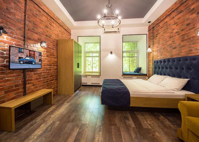 Self Check-In Apartments Near Landscape Alley